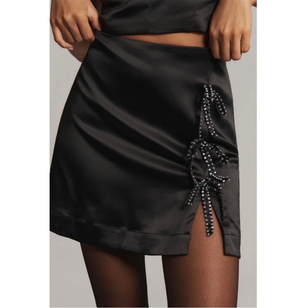 Anthropologie Maeve Crystal Bow Black Satin Mini Skirt Size Large
